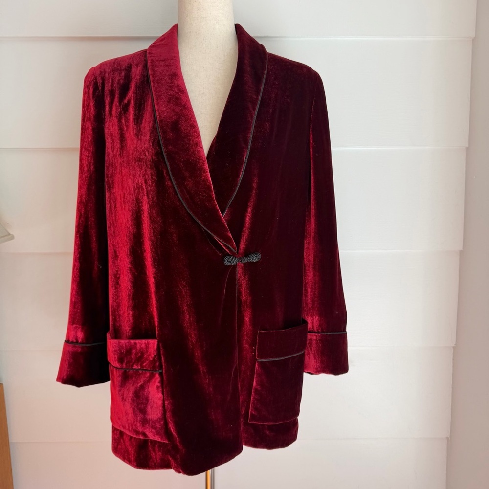Vintage Tommy Hilfiger Red Velvet Smoking Jacket size 8